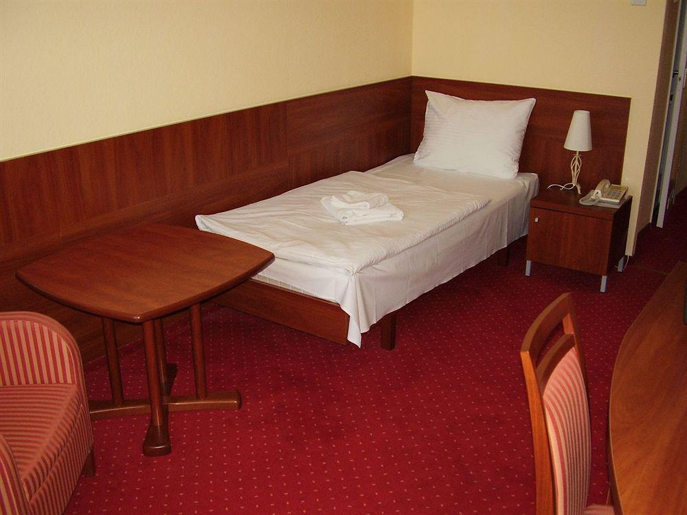 Hotel Esztergom Phòng bức ảnh